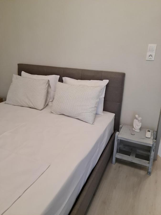 Apartmán The Grey Pórto Ráfti Exteriér fotografie